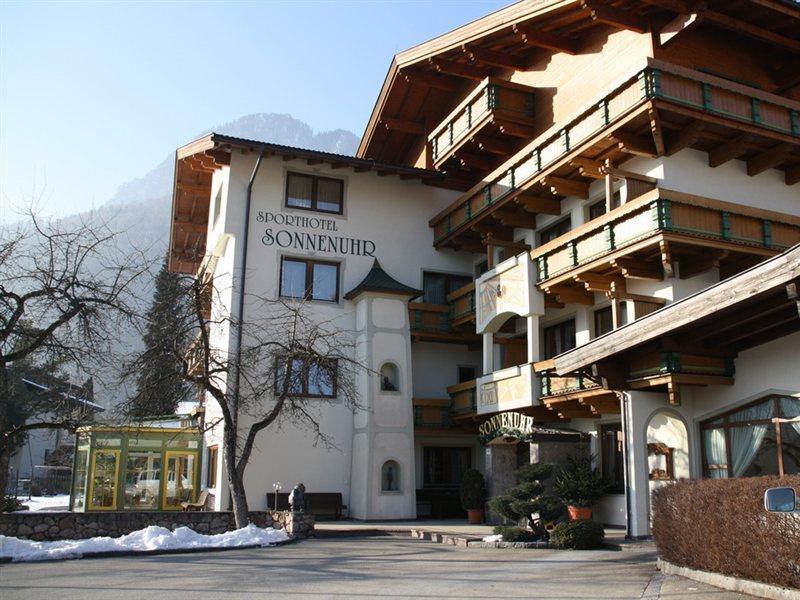 Hotel Sonnenuhr Kramsach Extérieur photo
