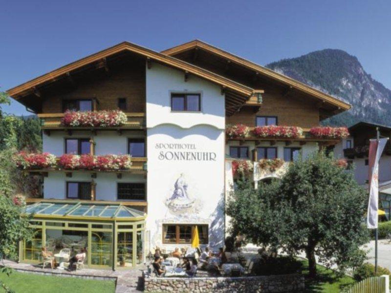 Hotel Sonnenuhr Kramsach Extérieur photo
