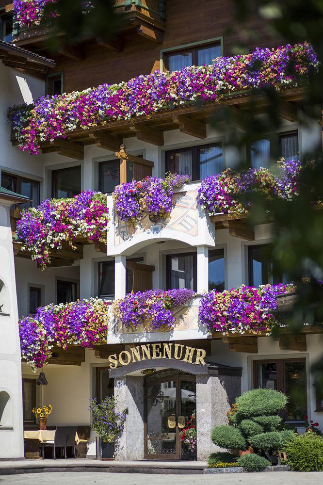 Hotel Sonnenuhr Kramsach Extérieur photo