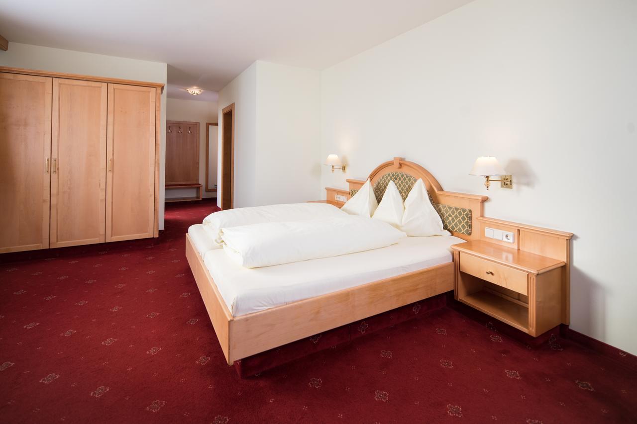 Hotel Sonnenuhr Kramsach Extérieur photo