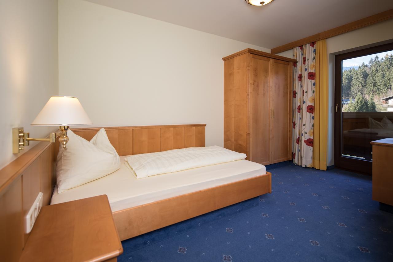 Hotel Sonnenuhr Kramsach Extérieur photo