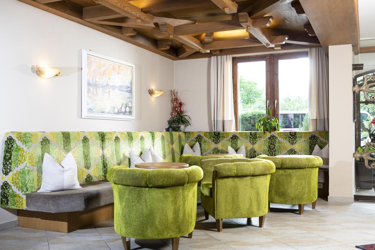 Hotel Sonnenuhr Kramsach Extérieur photo
